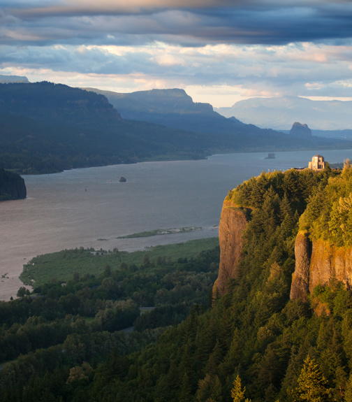 Oregon landscape - Crown Point Columbia river