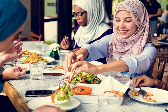 Women eating at a UAE restaurant